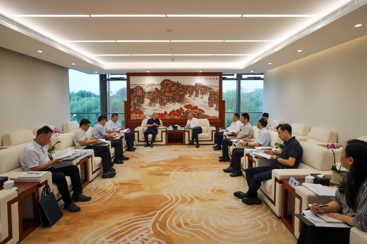 公司領導與山西省發展改革委領導座談交流 公司領導與山西省發展改革委領導座談交流